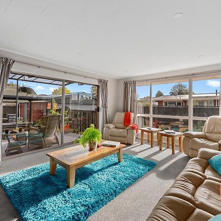 Leave Of Absence - Christchurch Holiday Home Luaran gambar